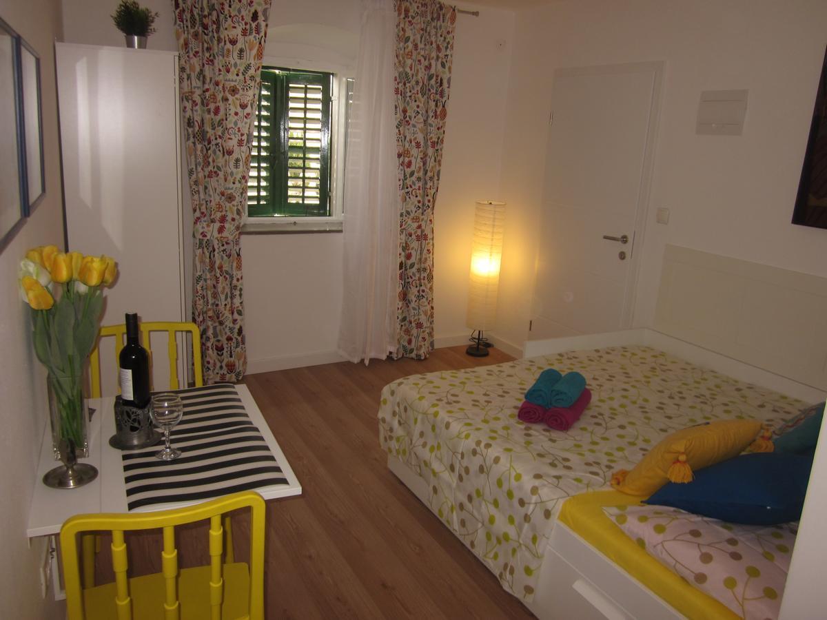 Apartment On The Square ماكارسكا المظهر الخارجي الصورة