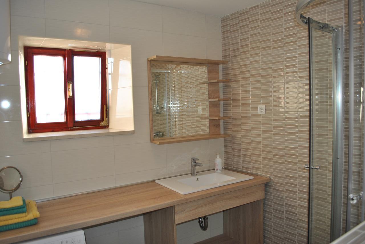 Apartment On The Square ماكارسكا المظهر الخارجي الصورة