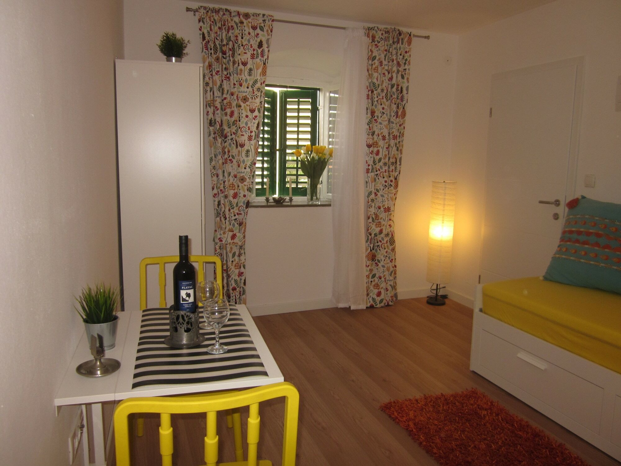 Apartment On The Square ماكارسكا المظهر الخارجي الصورة