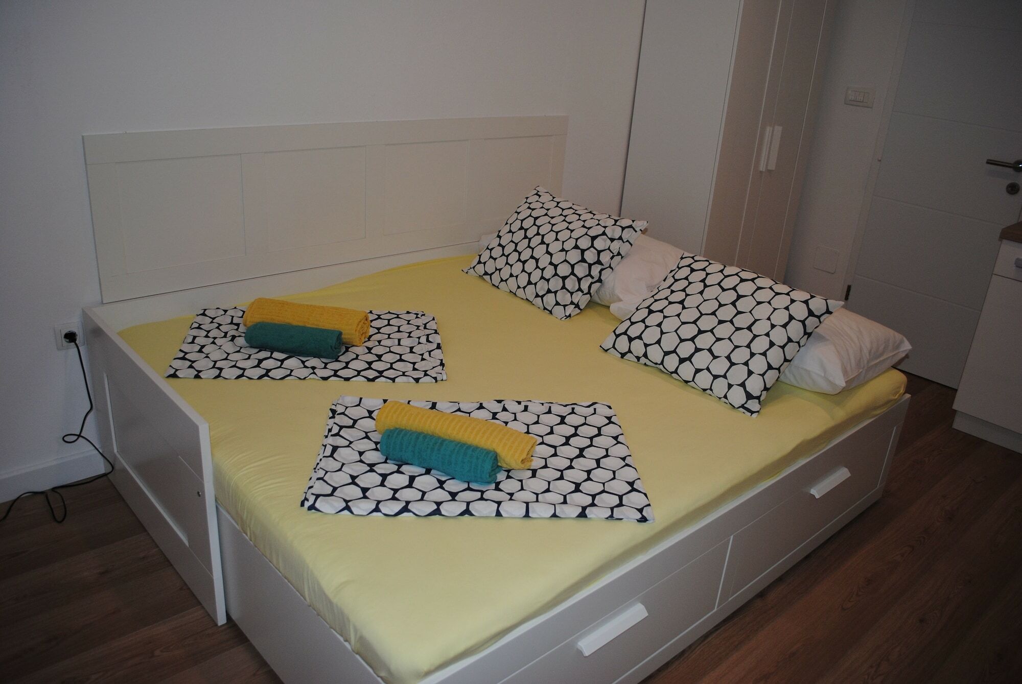 Apartment On The Square ماكارسكا المظهر الخارجي الصورة